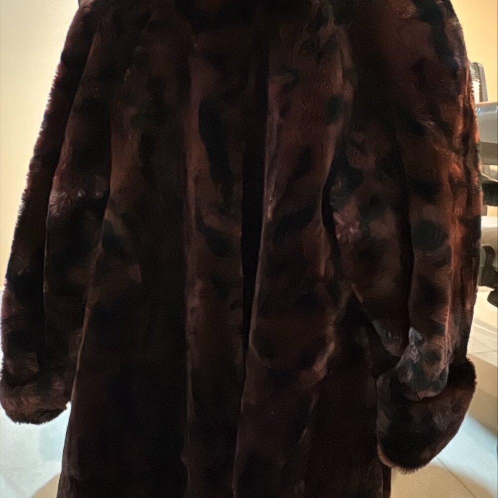 Carly Monterey Faux Fur Women's Coat Size M - Picture 3 of 4